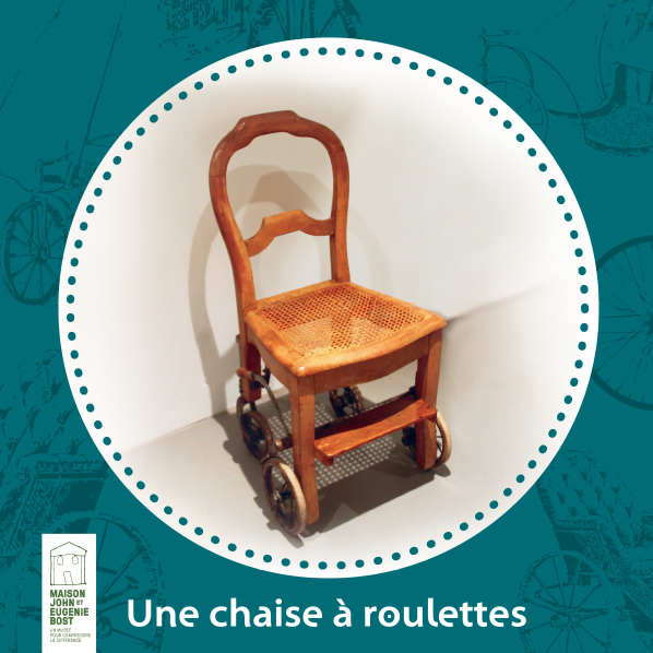 UNE CHAISE A ROULETTES